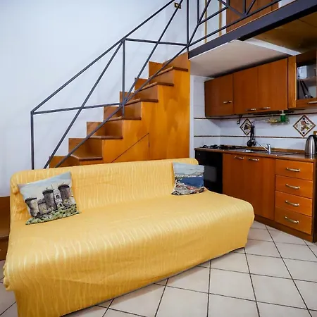 Dante's House - Historical Center Of Neapol
